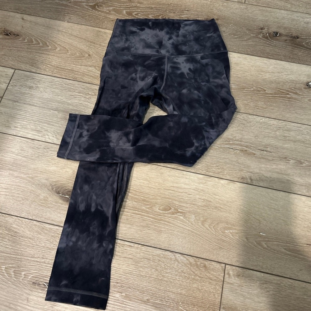 Lululemon cropped align size 4